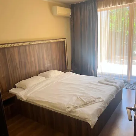 Argisht Palace 2-bedroom With Parking Apartment *