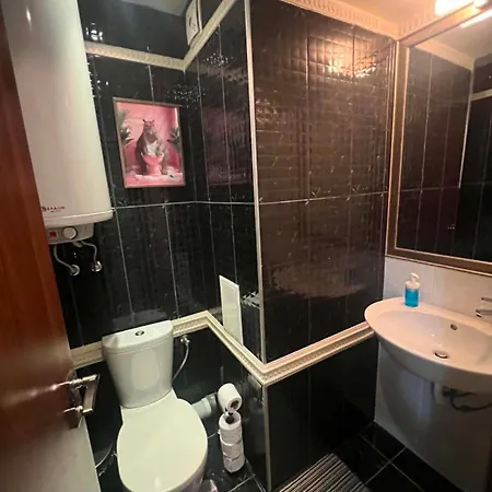 Argisht Palace 2-bedroom With Parking Apartment Warna