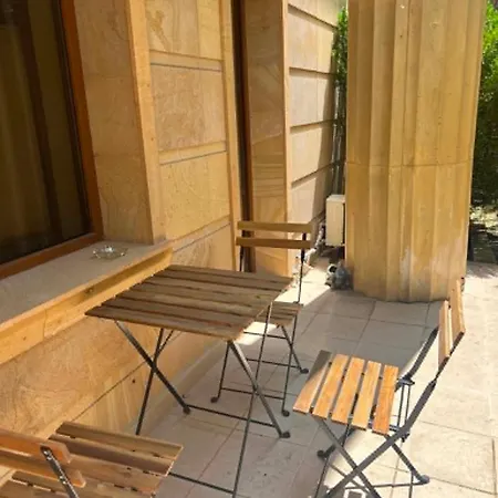 Argisht Palace 2-bedroom With Parking Warna